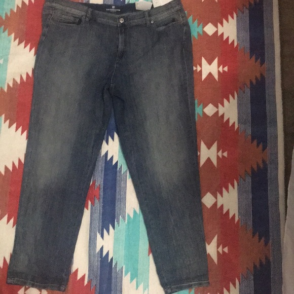 Liz Claiborne Denim - 👖 Liz Claiborne City fit skinny boyfriend